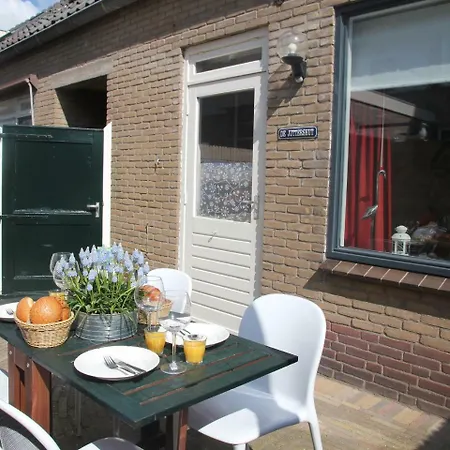 Juttershut * Egmond aan Zee